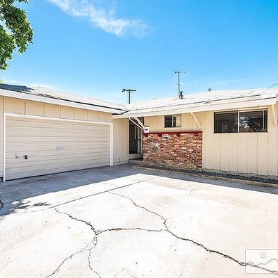 1040 Casa Loma Dr, Reno, NV 89503