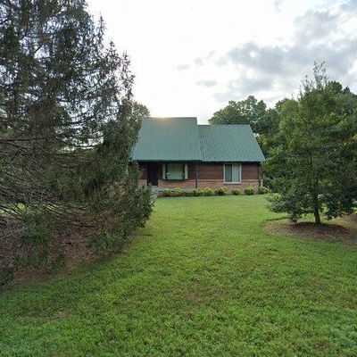 1048 Gasser Rd, Ashland City, TN 37015