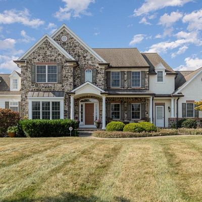 105 Hunt Ct, Hummelstown, PA 17036