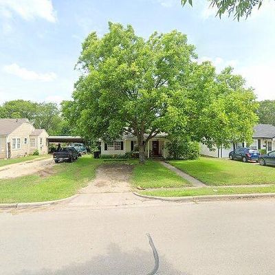 1059 E Elm St, Hillsboro, TX 76645