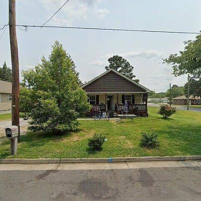 106 Windsor Ave, Smithfield, VA 23430