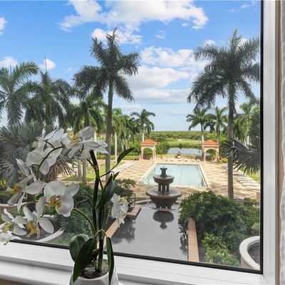 1060 Borghese Lane, Naples, FL 34114