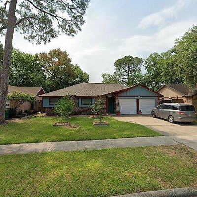 10606 Kirkdale Dr, Houston, TX 77089