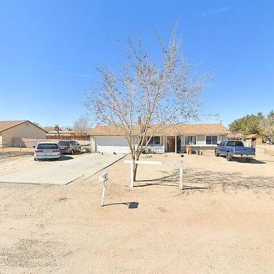 10674 11 Th Ave, Hesperia, CA 92345