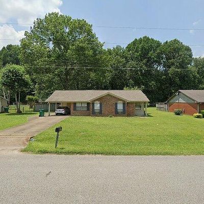 107 Stratford Ln, Jackson, TN 38305