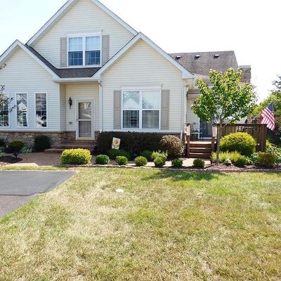 1073 Burgundy Cir, Pennsburg, PA 18073