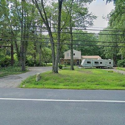 108 Money Hill Rd, Chepachet, RI 02814