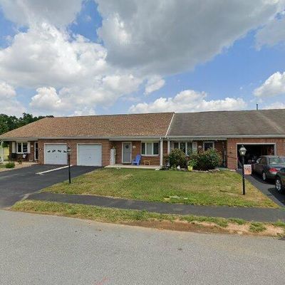 108 Southern Oak Drive, Hagerstown, MD 21740