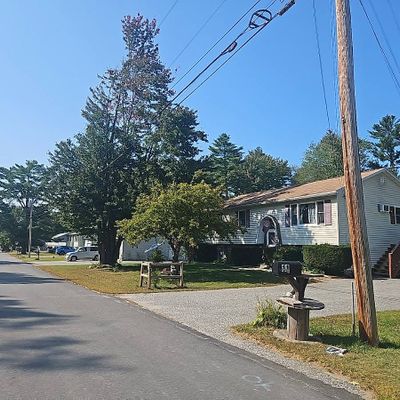 11 Dumas St, Lisbon Falls, ME 04252