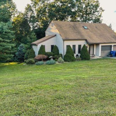 11 Scott Ln, Cromwell, CT 06416