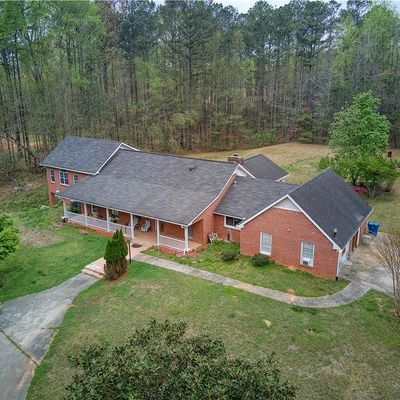 110 Melanie Ln, Fayetteville, GA 30214