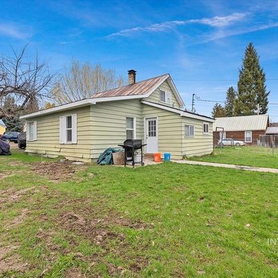 110 S Idaho St, Cascade, ID 83611