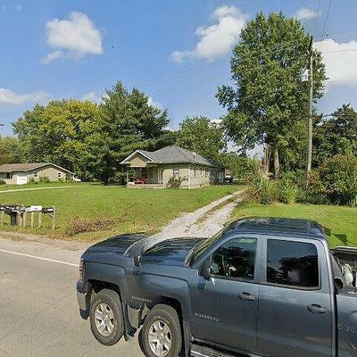 1105 N Maple St, Carterville, IL 62918