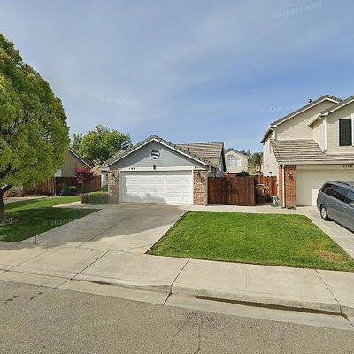 1106 Lourence Dr, Tracy, CA 95376