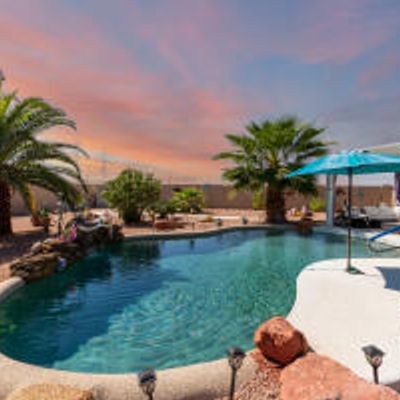 11083 W Burnett Rd, Sun City, AZ 85373