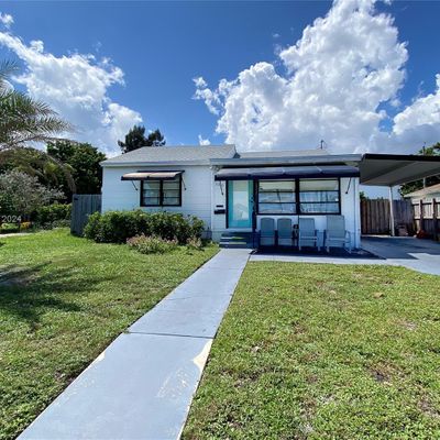 1109 S M St, Lake Worth Beach, FL 33460