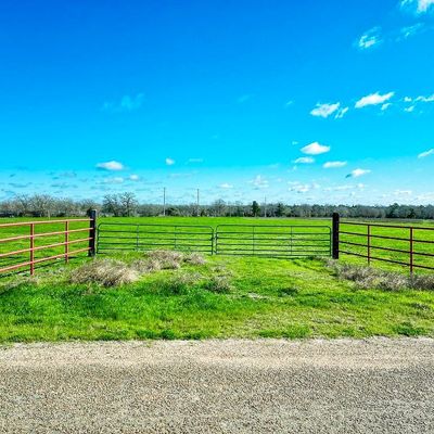 000 Old Smithville Road, Flatonia, TX 78941