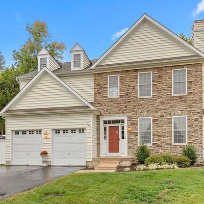 1 Michelle Ct, Langhorne, PA 19047