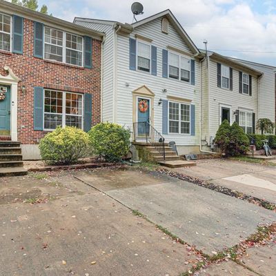 10 Dovetree Dr, Newark, DE 19713