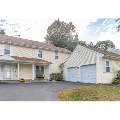 10 Grassy Hill Rd, Monroe, CT 06468