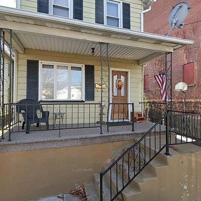 10 Lanning Ln, Wilkes Barre, PA 18702