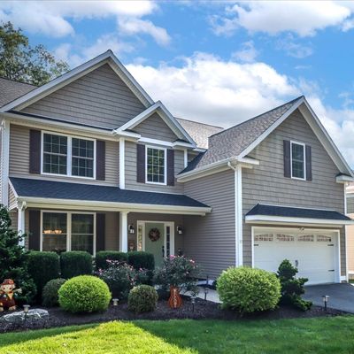 10 Sylvesters Way, Shelton, CT 06484