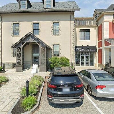 1000 Chapel View Blvd #311, Cranston, RI 02920