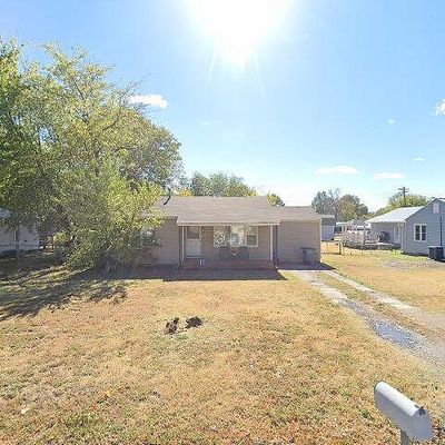 1002 Se 9 Th St, Wagoner, OK 74467