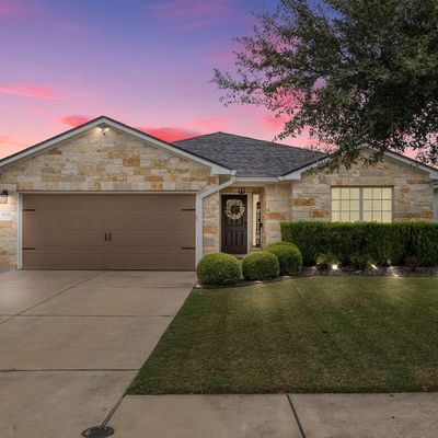 1008 Beacon Cv, Hutto, TX 78634