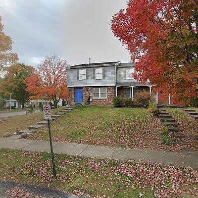 101 Meadow Gap Dr, Monroeville, PA 15146