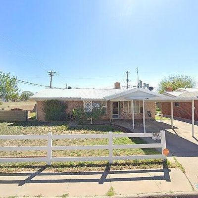 101 Texas Dr, Portales, NM 88130