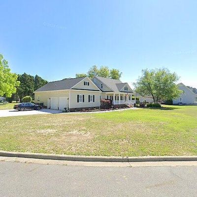 101 Twin Oaks Pl, Goldsboro, NC 27530