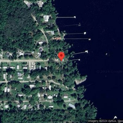 102 Lake Shore Ln, Crescent City, FL 32112