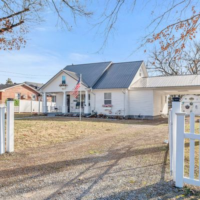 102 W Elm St, Ashland City, TN 37015