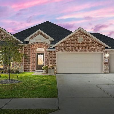 11819 Champions Forest Dr, Dayton, TX 77535