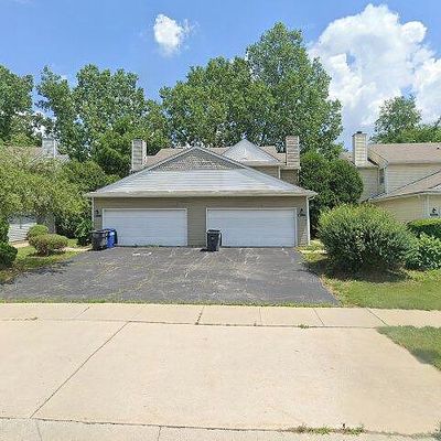 1193 Treetop Ct, Toledo, OH 43615