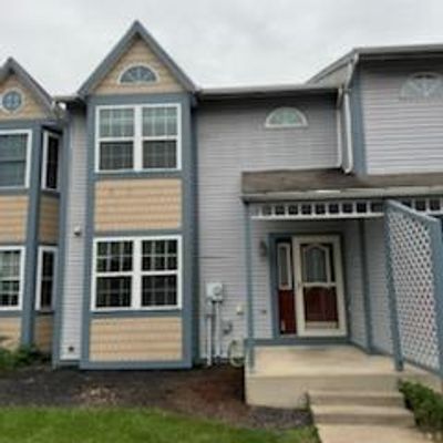 121 Franklin Ct, Bethlehem, PA 18020