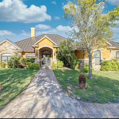 122 Pvt Rd 3850 Pav, Utopia, TX 78884