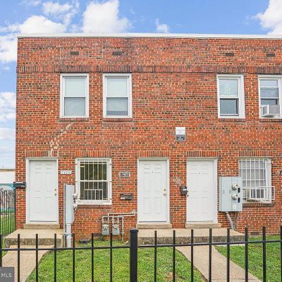 1222 Simms Place Ne, Washington, DC 20002