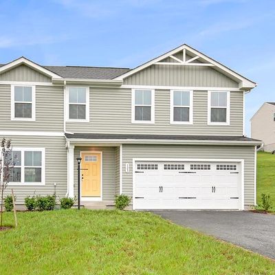 123 Peridot Drive, Chambersburg, PA 17202