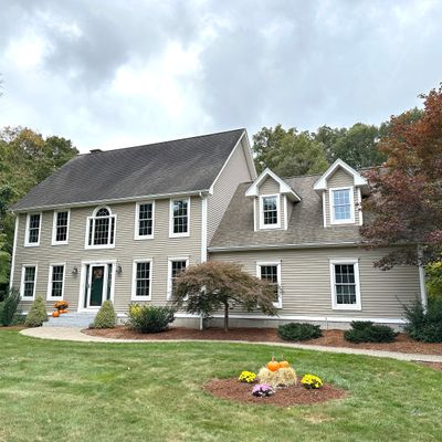 128 Country Ln, Hebron, CT 06248