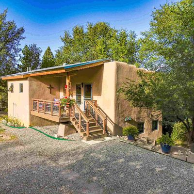 128 Las Cruces Rd, Taos, NM 87571