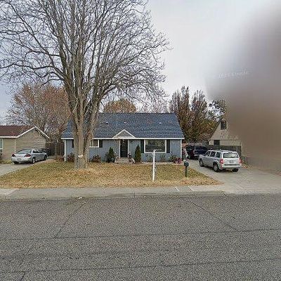 1111 S Garfield St, Kennewick, WA 99337