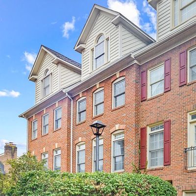 1114 E N Stafford St, Arlington, VA 22201