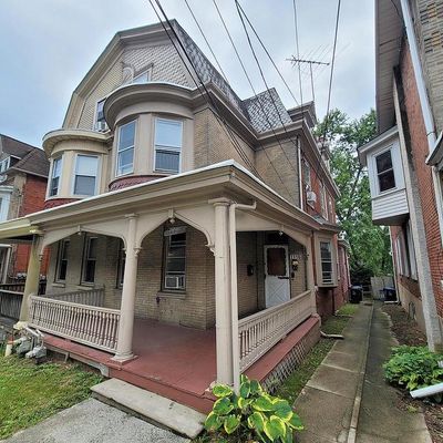 1116 W Airy St, Norristown, PA 19401