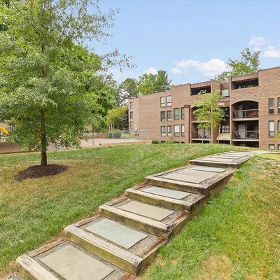 11232 Chestnut Grove Square, Reston, VA 20190