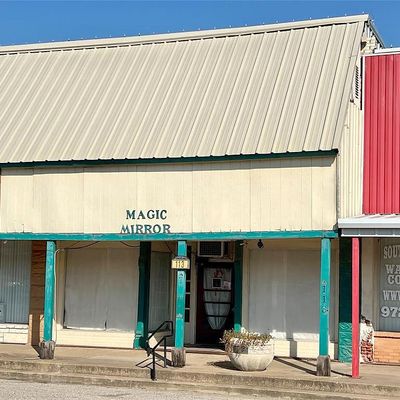 113 W Main St, Italy, TX 76651