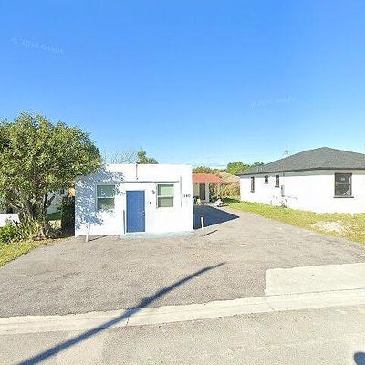 1132 W 31 St St, Riviera Beach, FL 33404