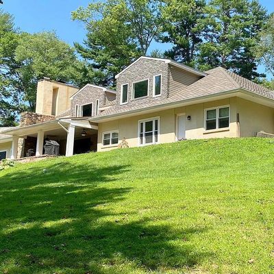 1135 Brintons Bridge Rd, Chadds Ford, PA 19317