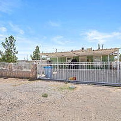 11548 Jenny Rd, Socorro, TX 79927